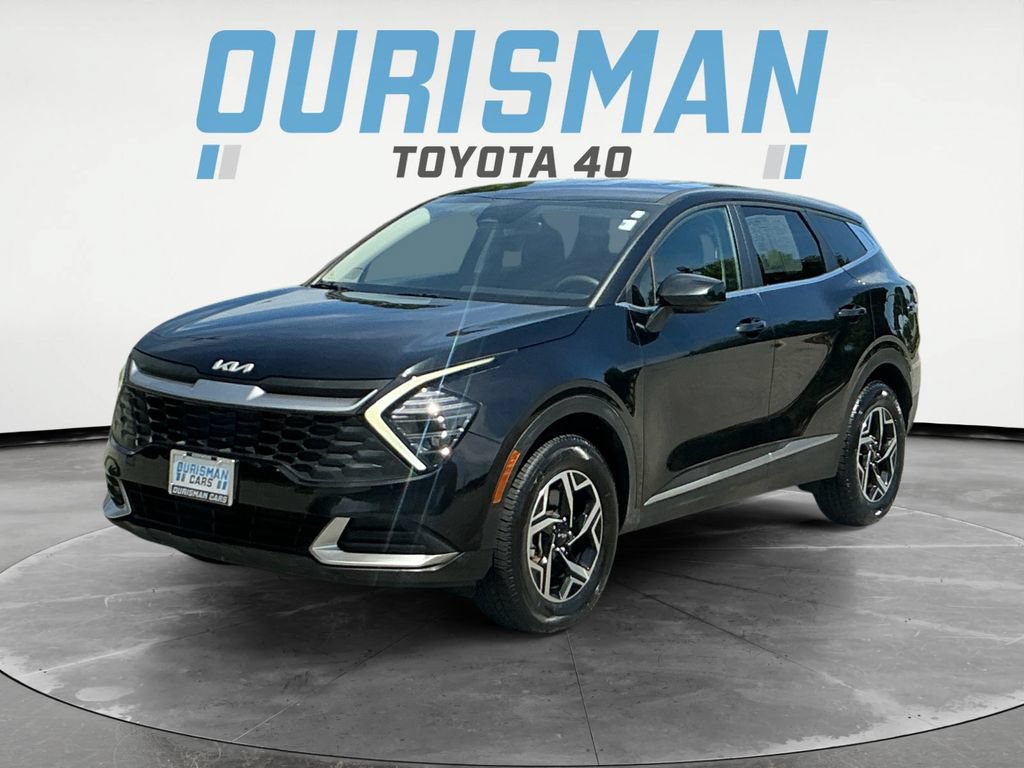 Used 2024 Kia Sportage LX AWD/4WD image 3