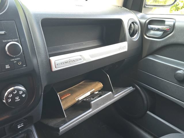 Used 2014 Jeep Compass Sport FWD image 30