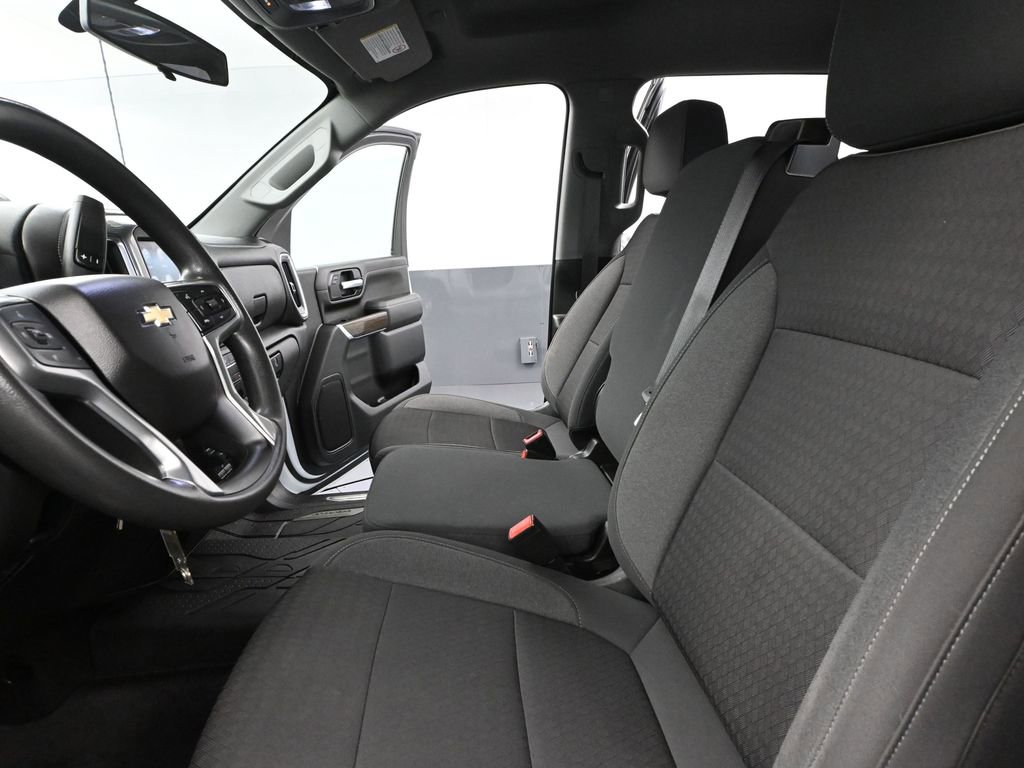 Used 2022 Chevrolet Silverado 2500 LT image 41