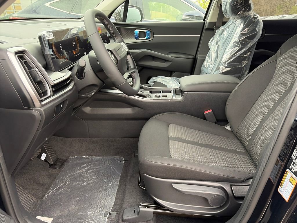 New 2026 Kia Sorento LX FWD image 13