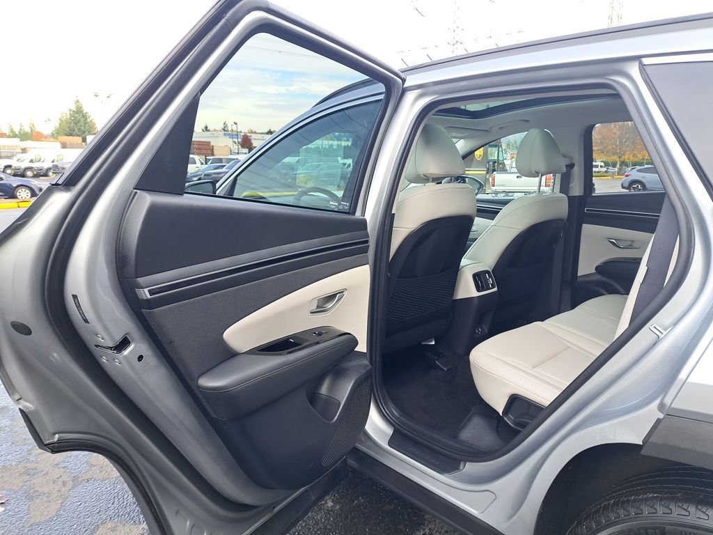 Used 2024 Hyundai Tucson Limited image 13