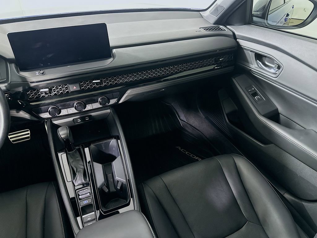 Used 2024 Honda Accord Sport image 18