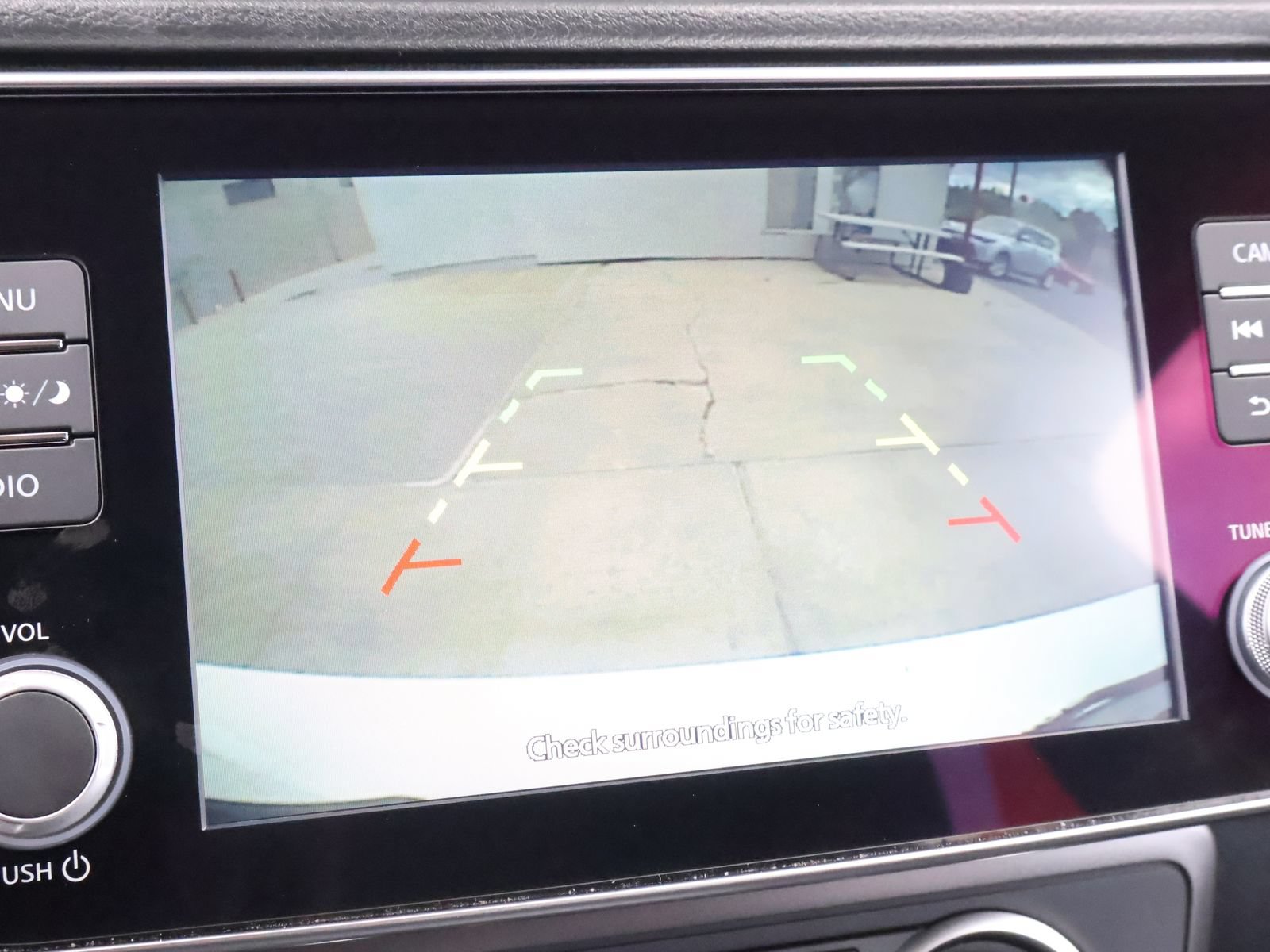 Used 2025 Nissan Leaf S FWD image 50