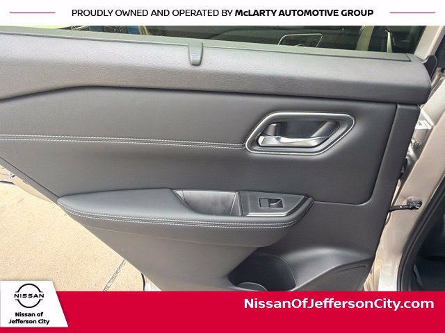 New 2026 Nissan Rogue Platinum w/ Platinum Premium Package AWD/4WD image 14