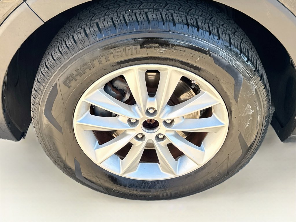 Used 2019 Kia Sorento L FWD image 37