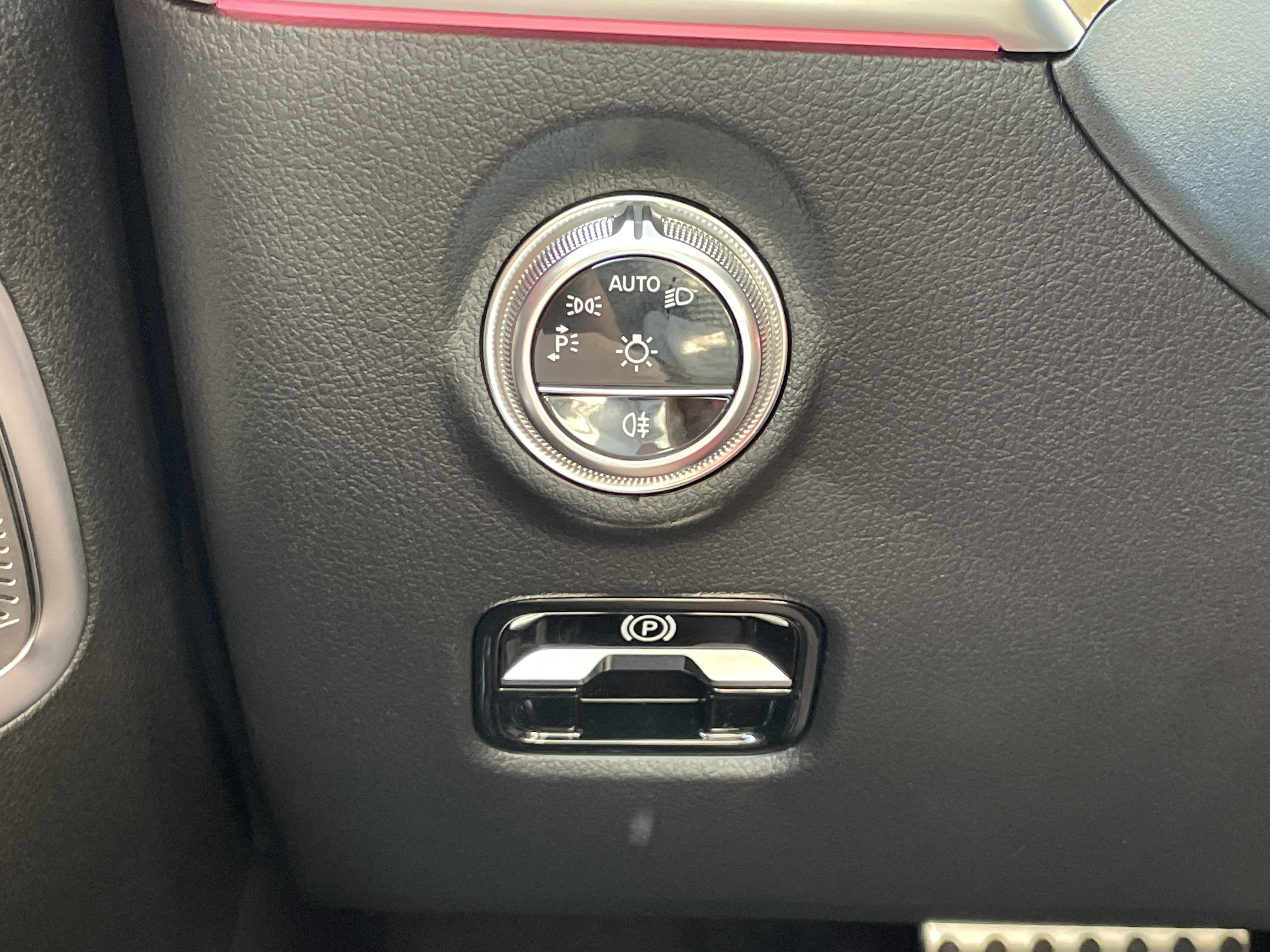 New 2026 Mercedes-Benz C 43 AMG 4MATIC Sedan image 23