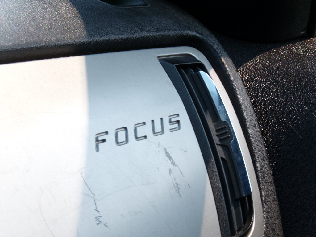 Used 2008 Ford Focus SE FWD image 19