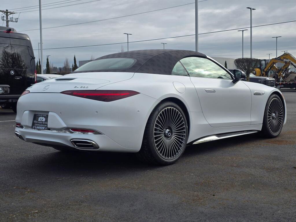 New 2026 Mercedes-Benz Maybach SL 680 image 3