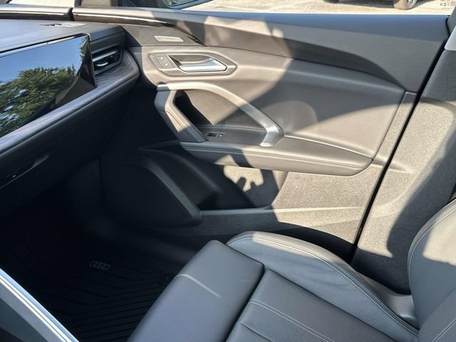 Certified 2025 Audi Q5 Premium w/ Premium Plus AWD/4WD image 35