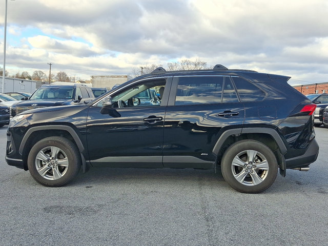 Used 2024 Toyota RAV4 XLE image 7