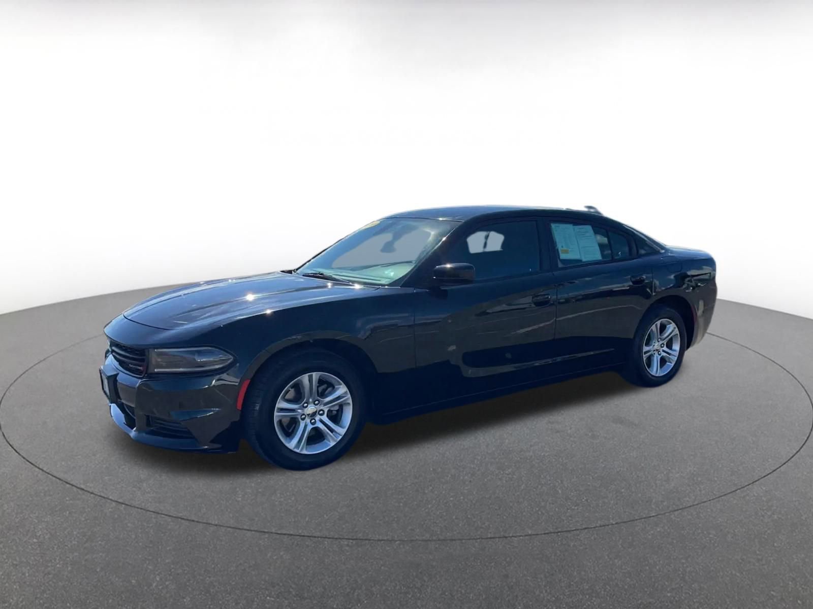 Used 2022 Dodge Charger SXT image 8