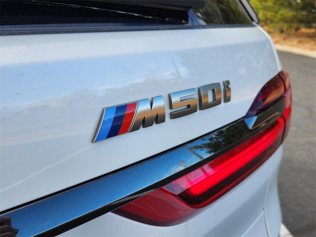 Used 2021 BMW X7 M50i image 36