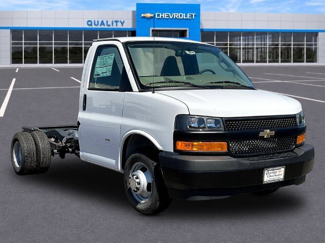 New 2026 Chevrolet Express 3500 w/ Power Convenience Package RWD image 1