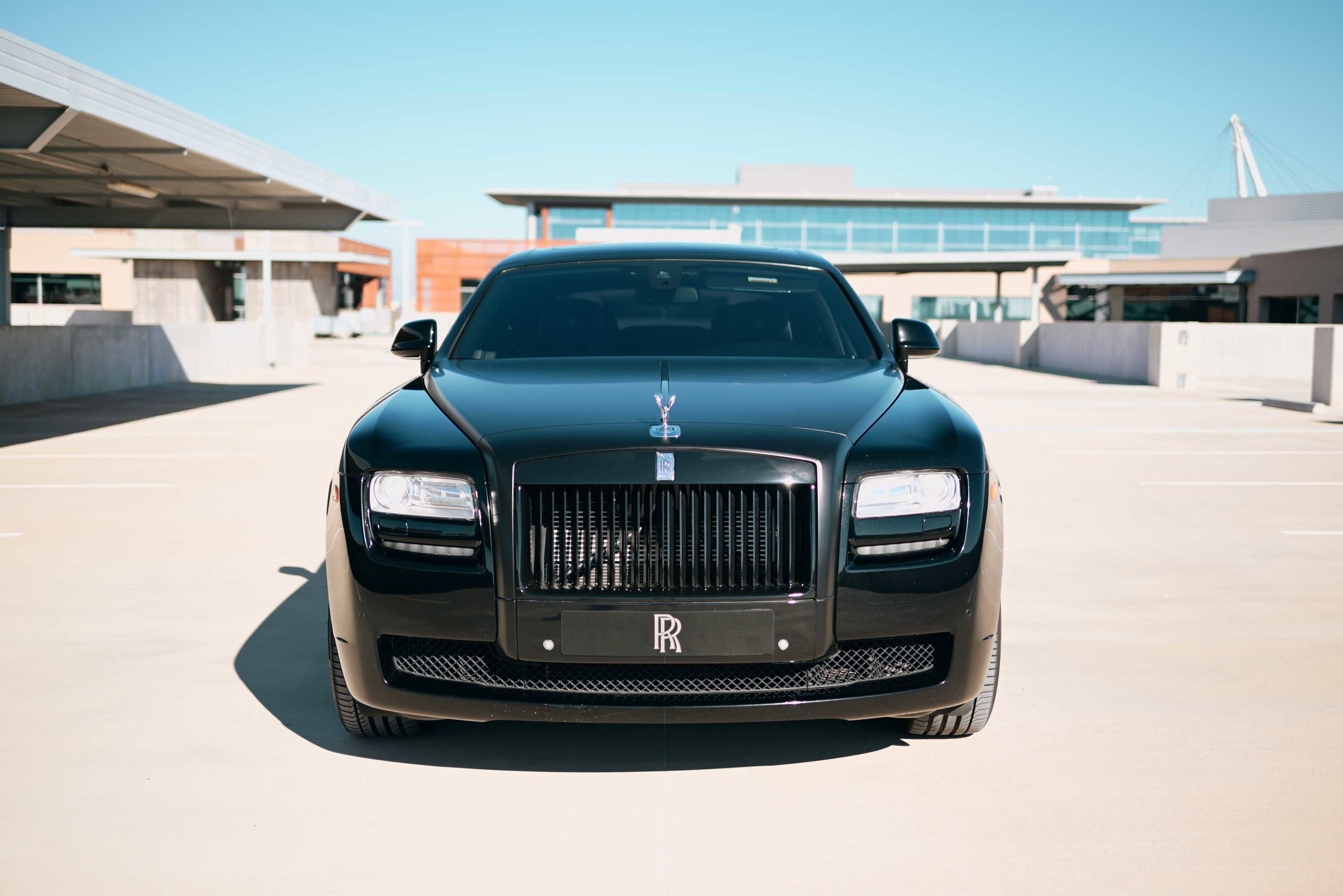 Used 2014 Rolls-Royce Ghost image 2