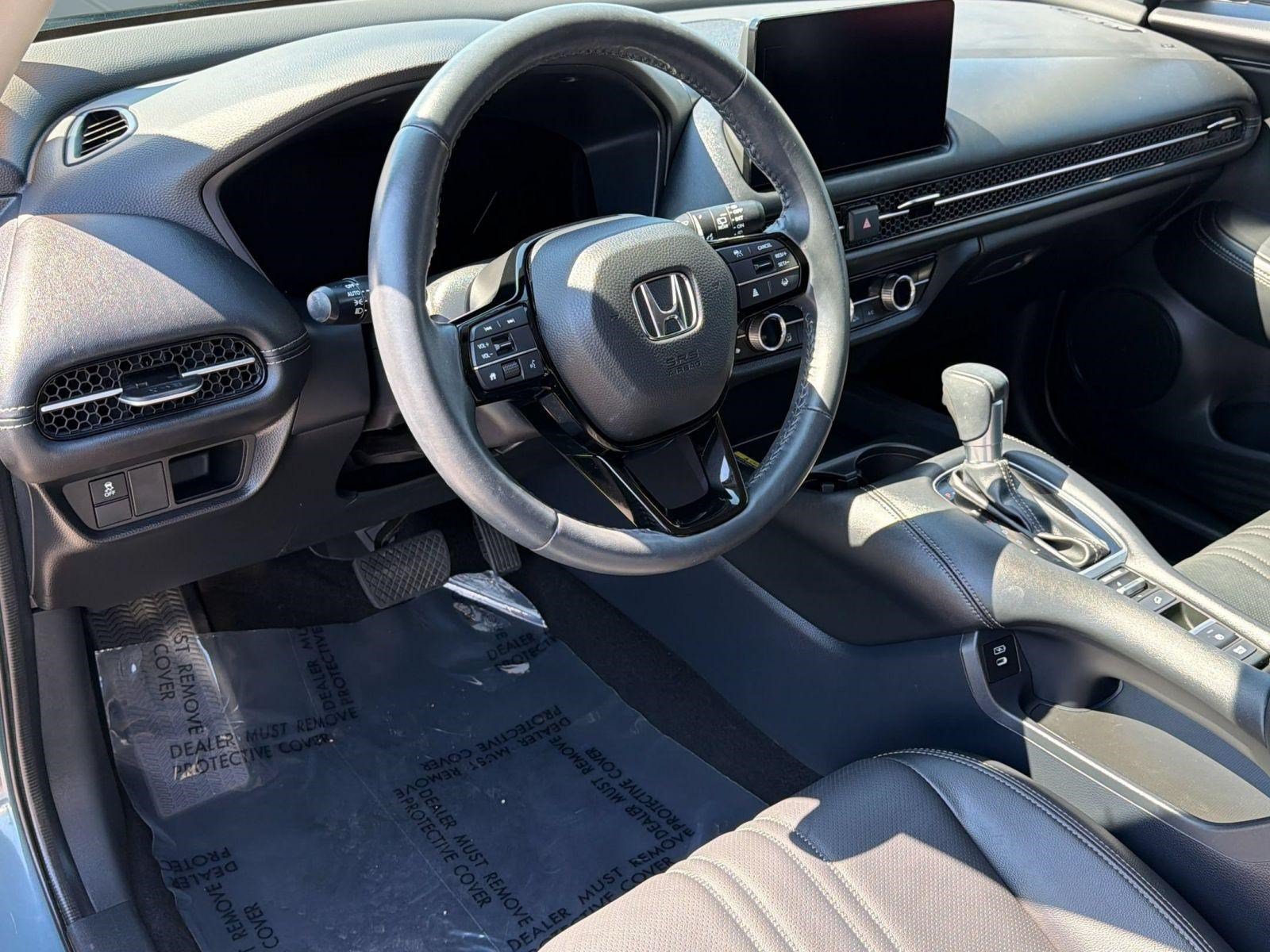 Used 2024 Honda HR-V EX-L image 4