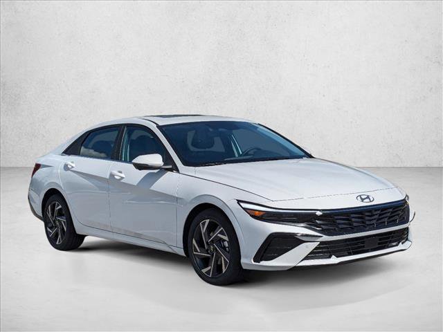 Used 2024 Hyundai Elantra Limited image 7