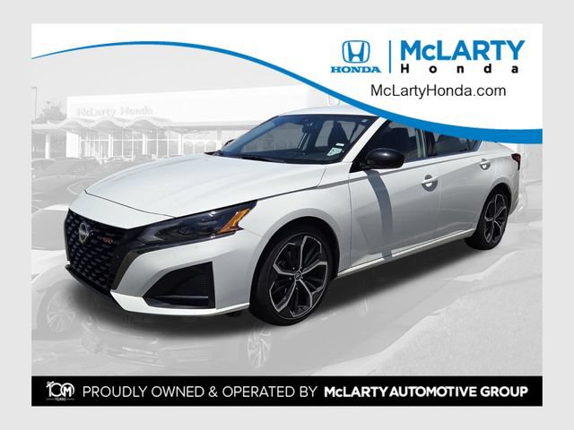 Used 2024 Nissan Altima 2.5 SR