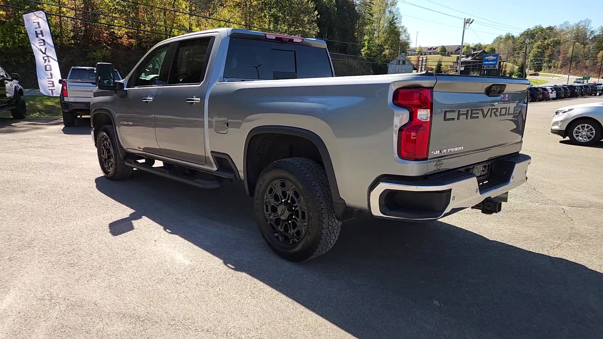 Used 2024 Chevrolet Silverado 2500 LTZ w/ LTZ Convenience Package image 3