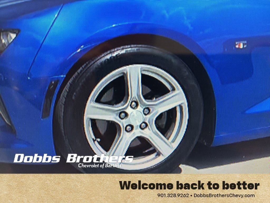 Used 2017 Chevrolet Camaro LT image 9