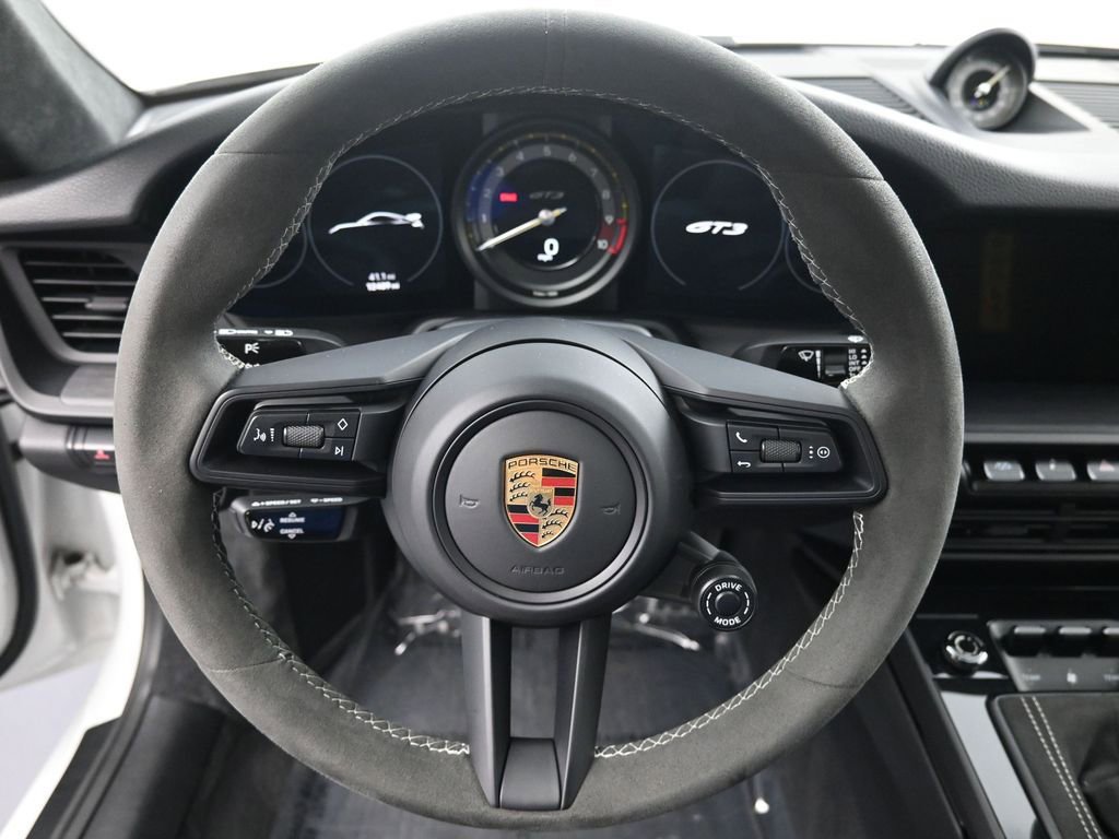 Certified 2022 Porsche 911 GT3 image 12
