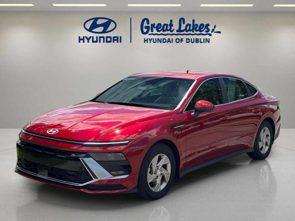 Certified 2025 Hyundai Sonata SE FWD image 1