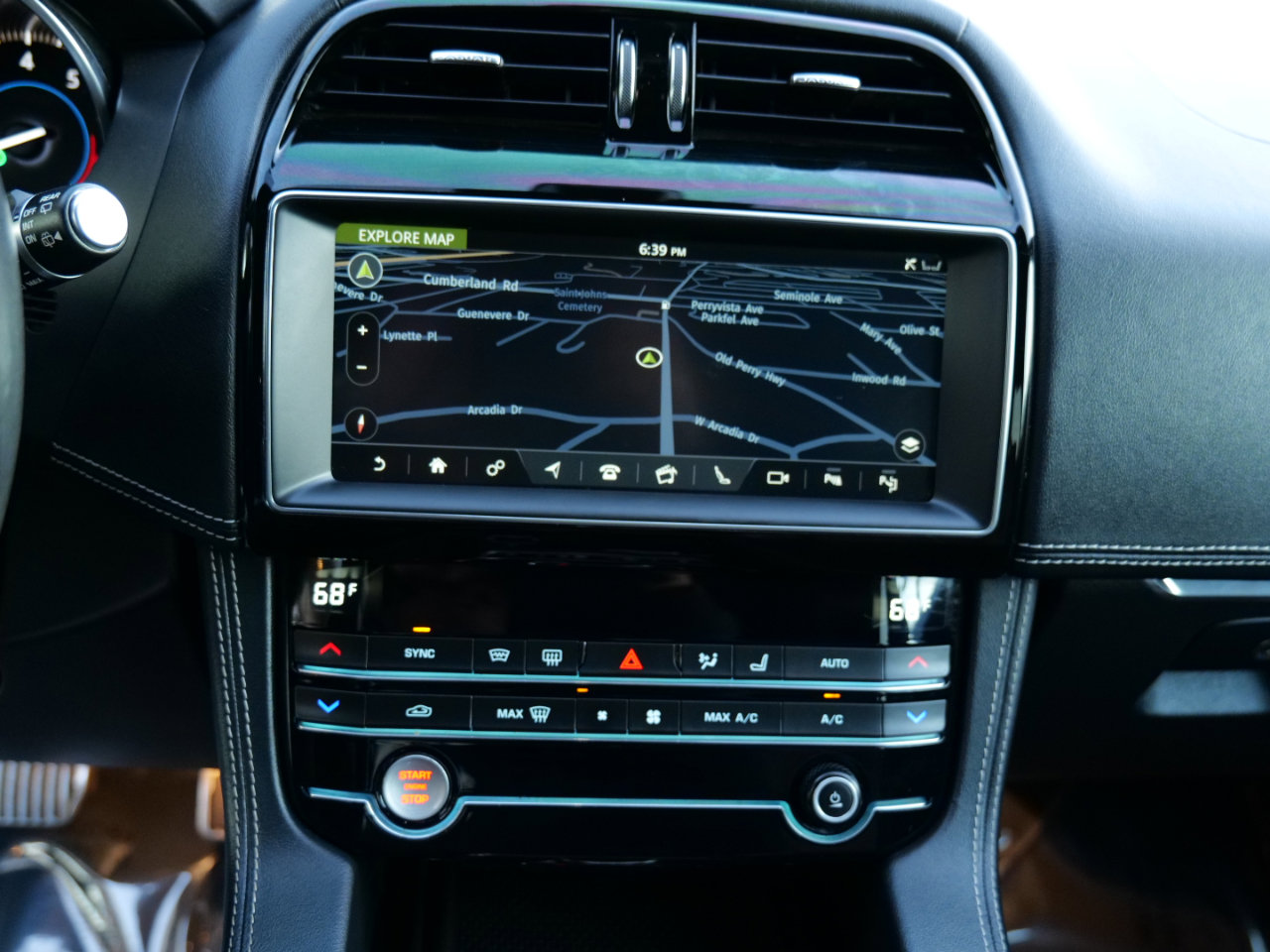 Used 2019 Jaguar F-PACE S image 22