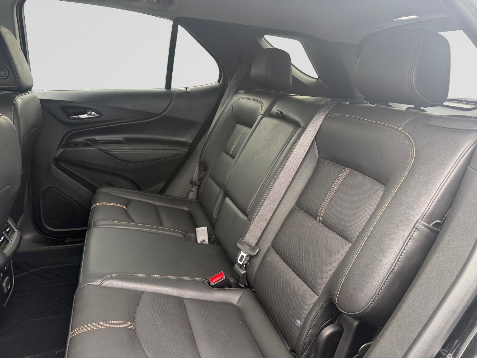 Used 2022 Chevrolet Equinox Premier AWD/4WD image 13