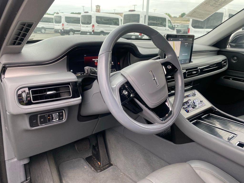 Used 2021 Lincoln Aviator Reserve RWD image 12