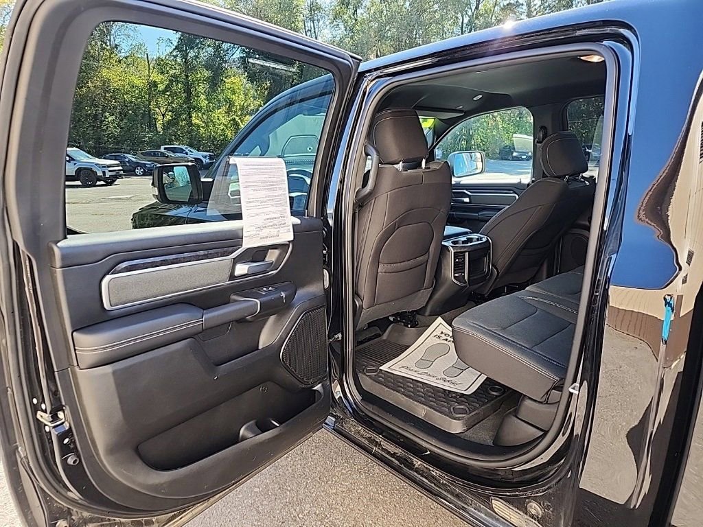 Used 2022 RAM 1500 Big Horn image 23