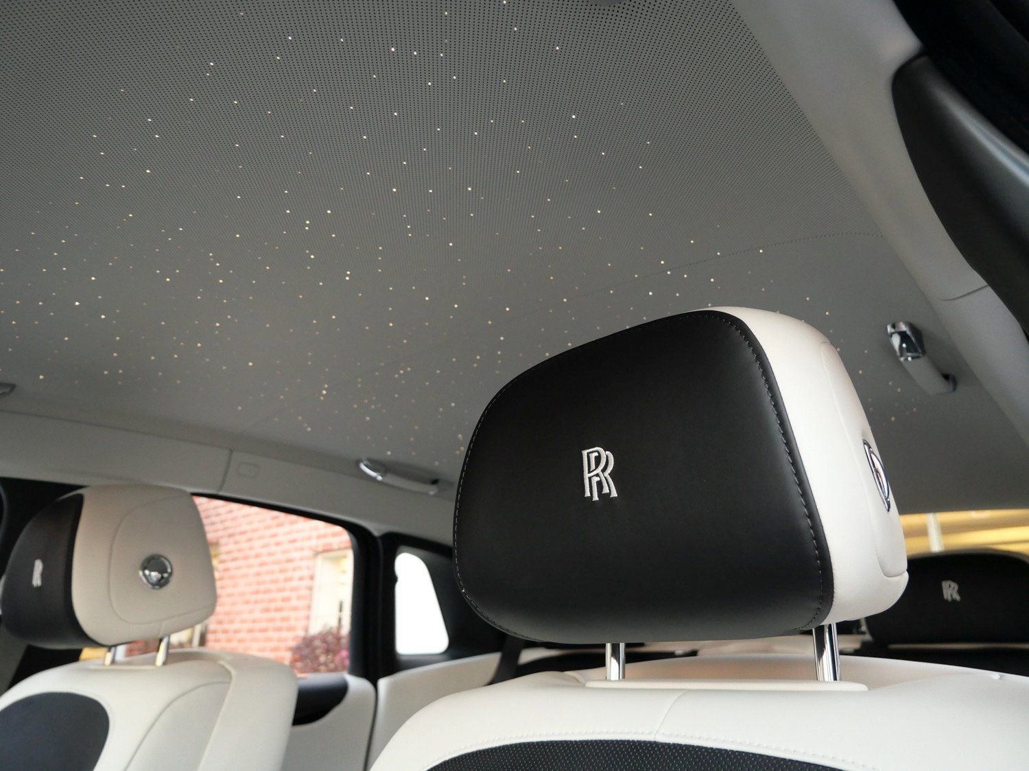 Used 2024 Rolls-Royce Ghost image 10