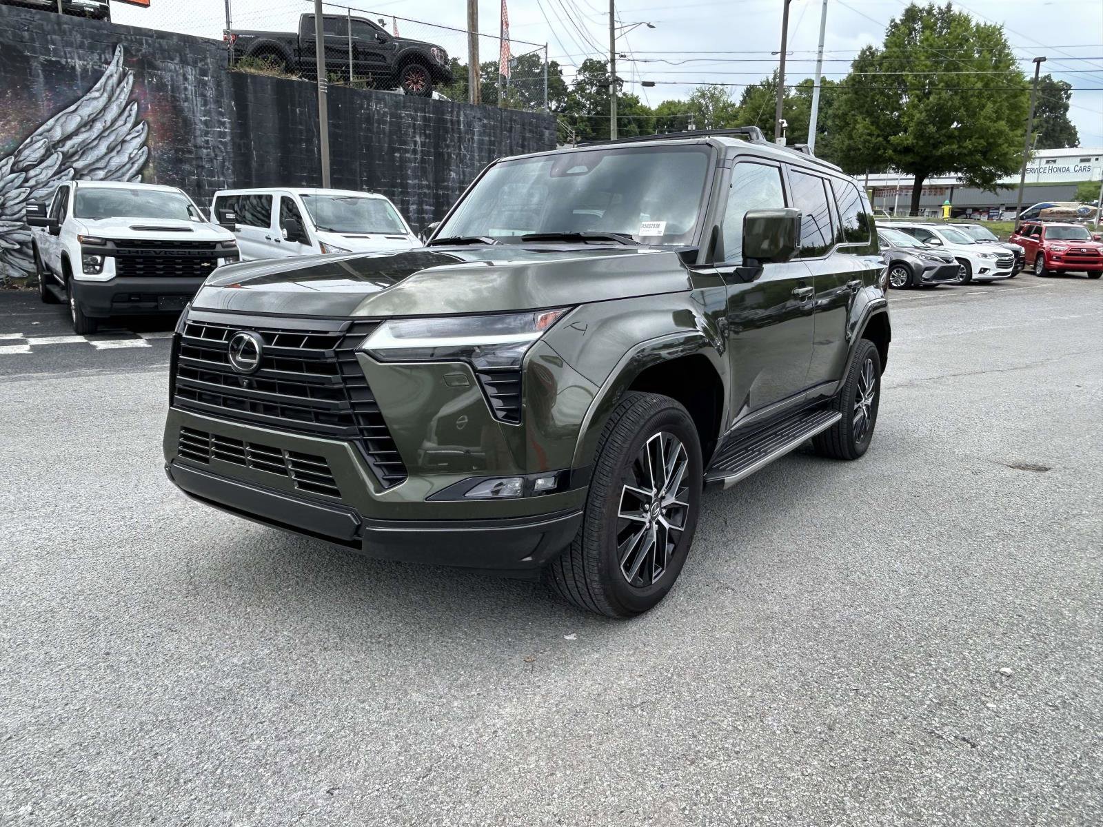Used 2024 Lexus GX 550 w/ Cold Area Package AWD/4WD image 7