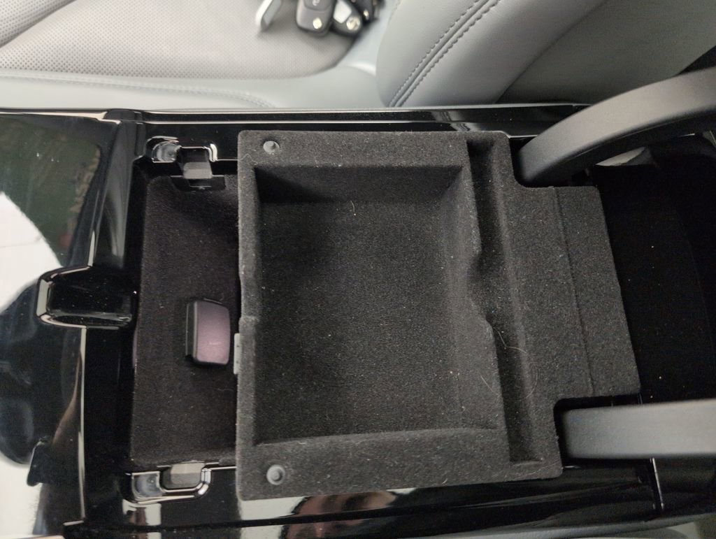 Used 2022 Lincoln Nautilus Reserve w/ Equipment Group 201A image 45