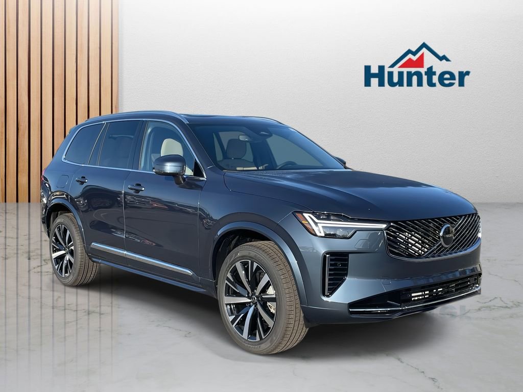New 2026 Volvo XC90 B5 Core w/ Protection Package Premier