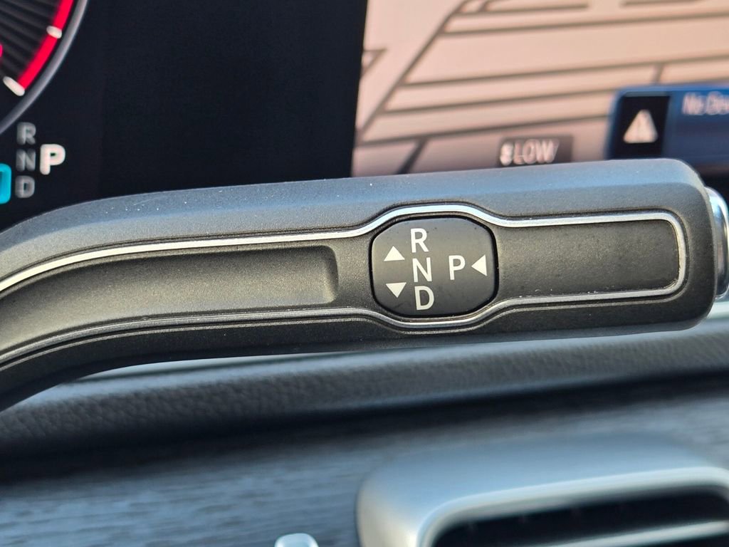 Used 2025 Mercedes-Benz GLE 350 4MATIC image 31