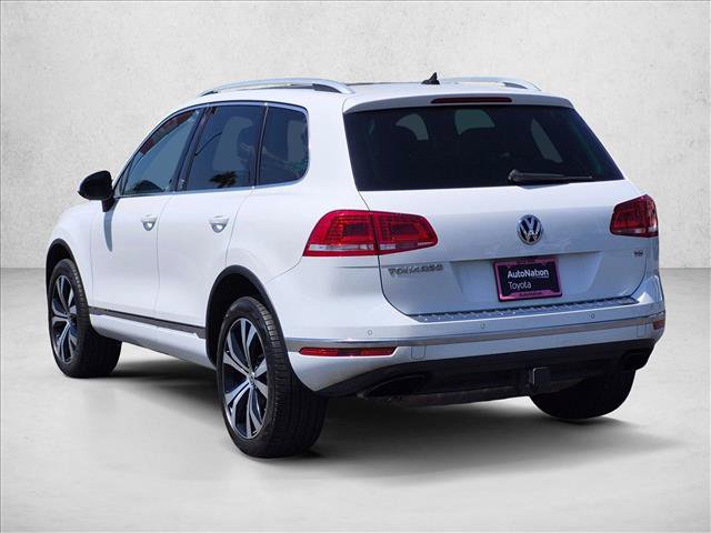 Used 2017 Volkswagen Touareg Wolfsburg Edition AWD/4WD image 8