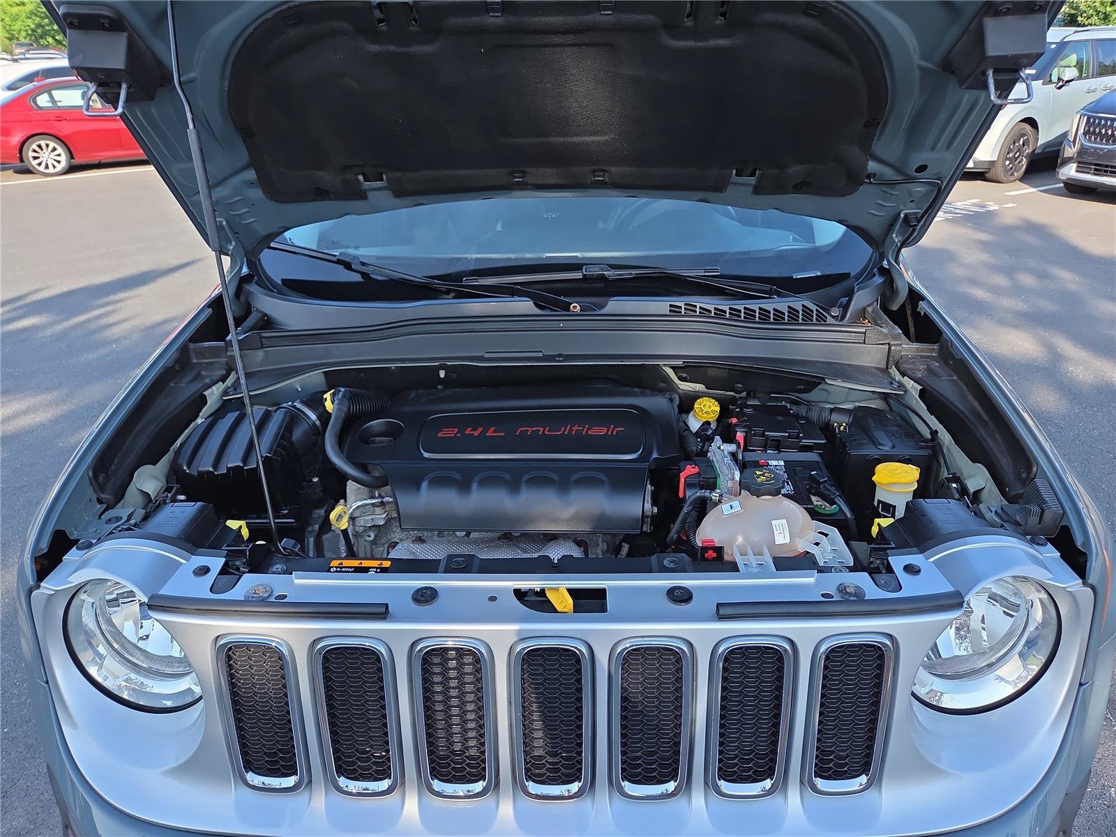 Used 2017 Jeep Renegade Limited AWD/4WD image 10