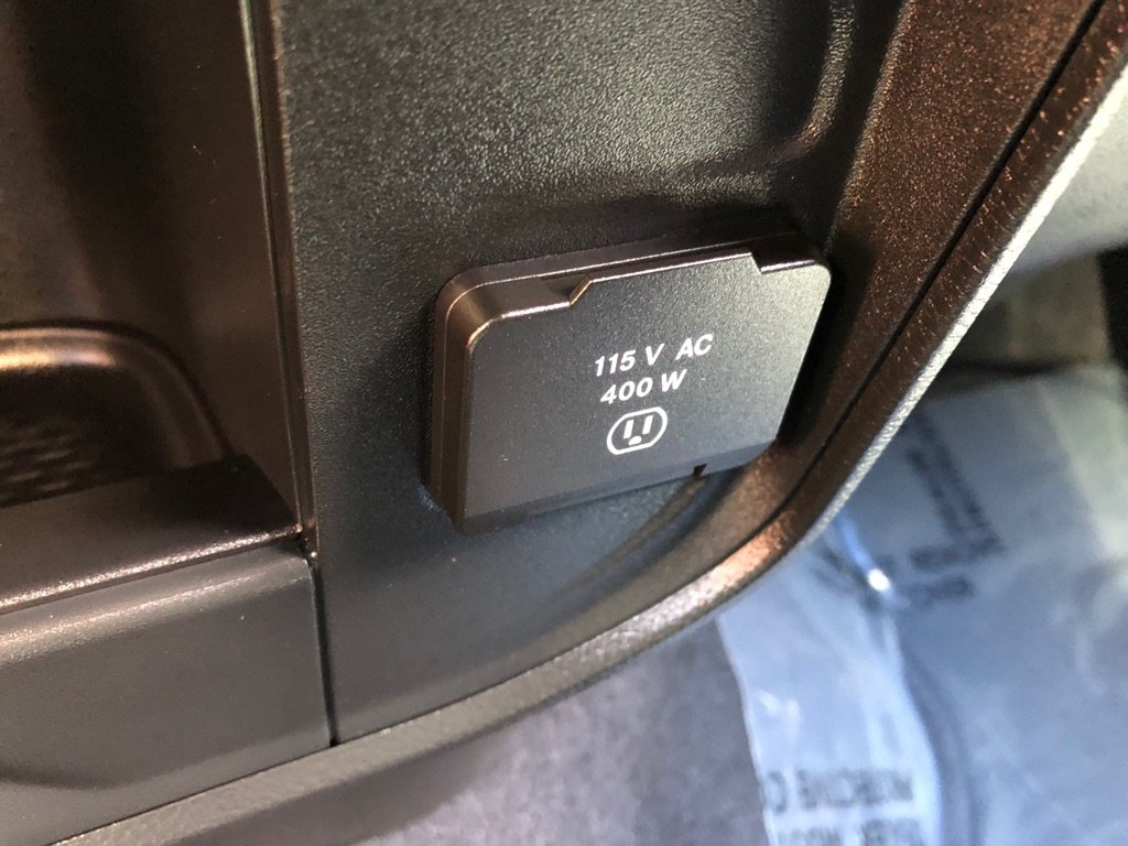 Used 2026 RAM 2500 Laramie AWD/4WD image 33