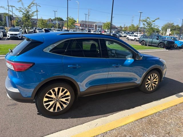 Used 2020 Ford Escape Titanium AWD/4WD image 10