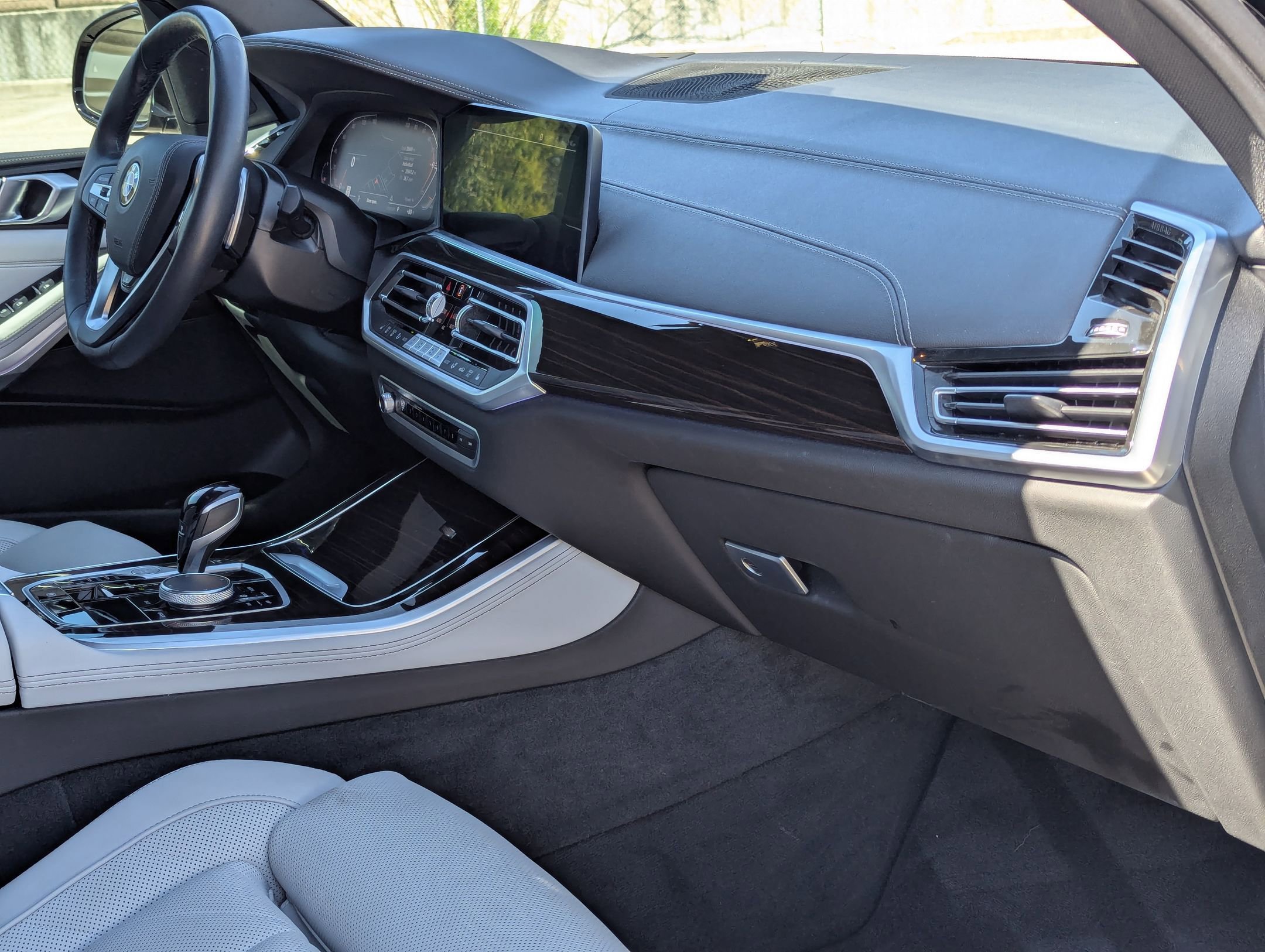 Used 2023 BMW X5 xDrive40i w/ Premium Package AWD/4WD image 30