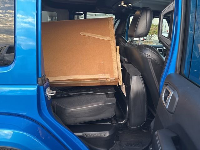 Used 2022 Jeep Wrangler Unlimited Sahara w/ Dual Top Group image 27