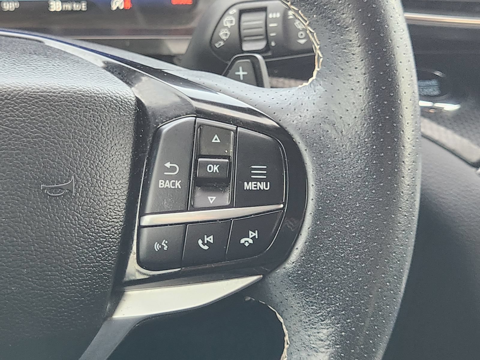 Used 2023 Ford Explorer ST w/ Equipment Group 401A AWD/4WD image 32