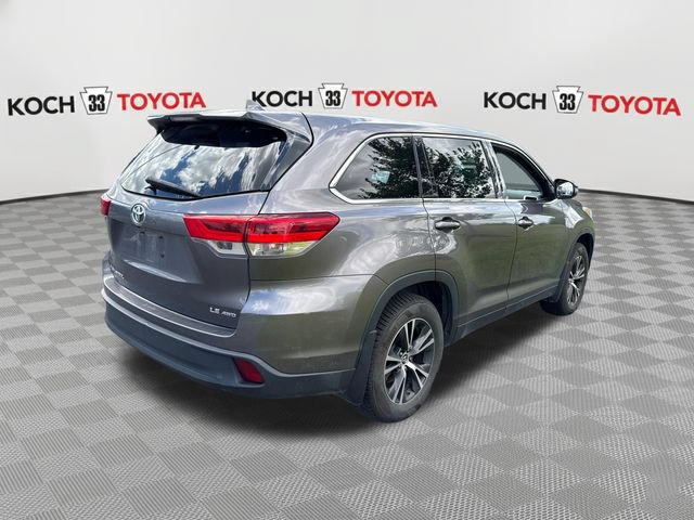 Used 2019 Toyota Highlander Plus AWD/4WD image 8