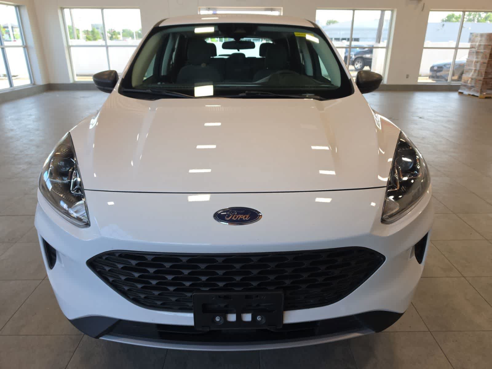 Certified 2022 Ford Escape S AWD/4WD image 3