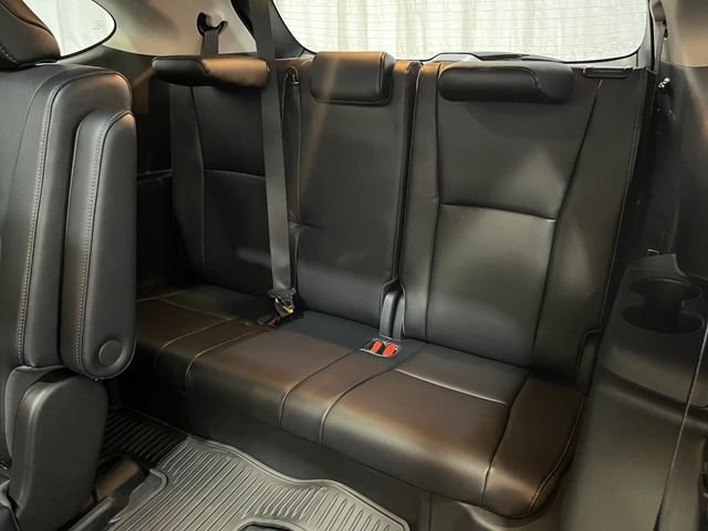 Used 2023 Toyota Highlander Platinum AWD/4WD image 12