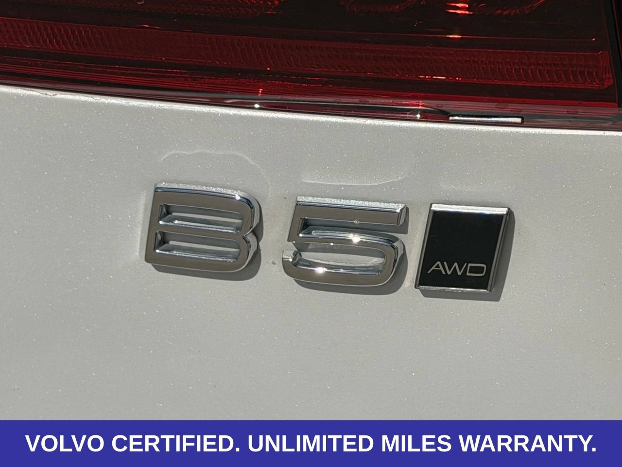 Certified 2026 Volvo XC60 B5 Ultra AWD/4WD image 9