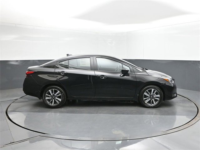 Used 2025 Nissan Versa SV w/ Trunk Package image 26