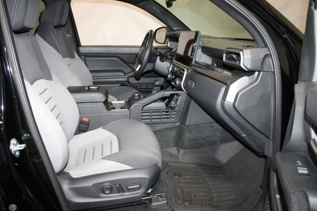 Used 2024 Toyota Tacoma TRD Sport w/ TRD Sport Upgrade Package AWD/4WD image 18