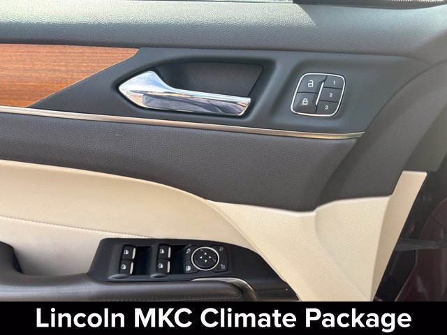 Used 2019 Lincoln MKC Select w/ MKC Climate Package AWD/4WD image 15