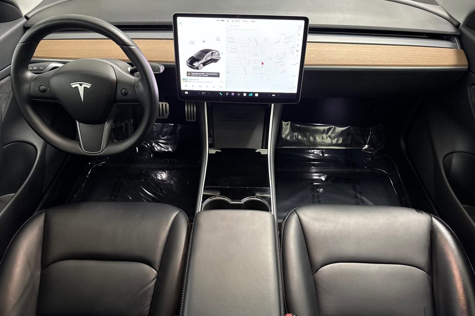 Used 2018 Tesla Model 3 Performance image 15