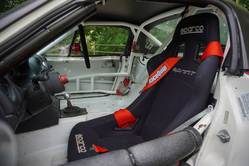Used 1999 MAZDA MX-5 Miata RWD image 24